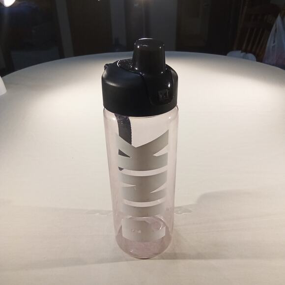 Victoria’s Secret PINK Water Bottle Pink Logo Black Lid w/ Strap 24oz - Picture 1 of 4